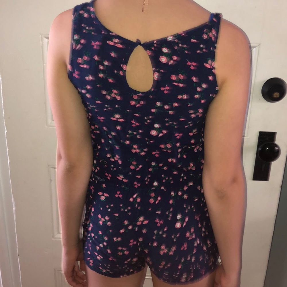 Romper - Picture 2 of 2